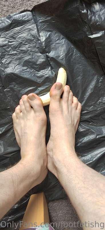 Bannah crush 

#gayfeet
#footfetish