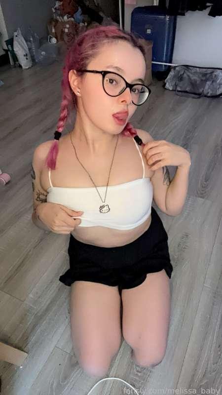 ~ u like crop tops? 

#teasing #braids #glasses #skirt #loli #18 #teen #young #petite #cutegirl #gamergirl #alt #egirl