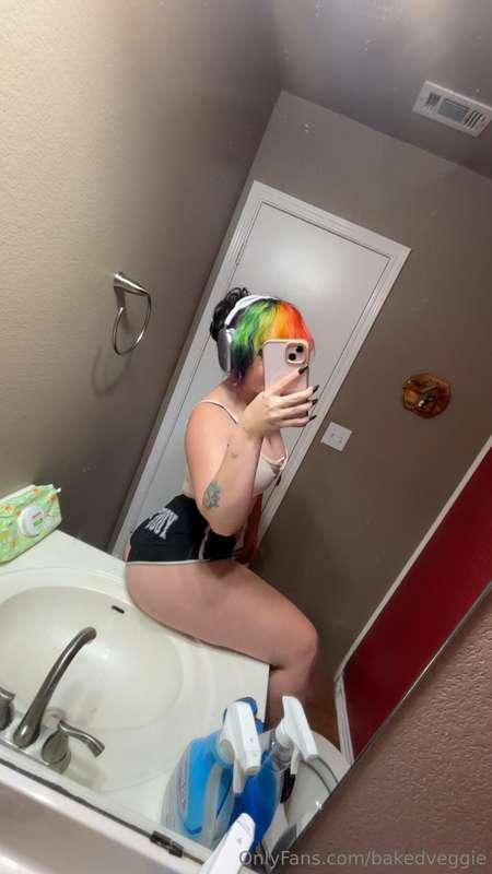 Trying to get fucked on camera like a good little slut