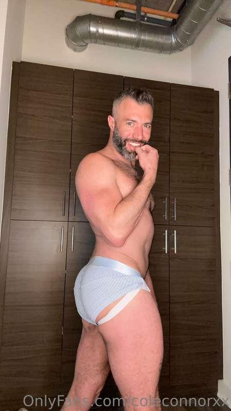 Do you like how I look in these or would you like it better ..