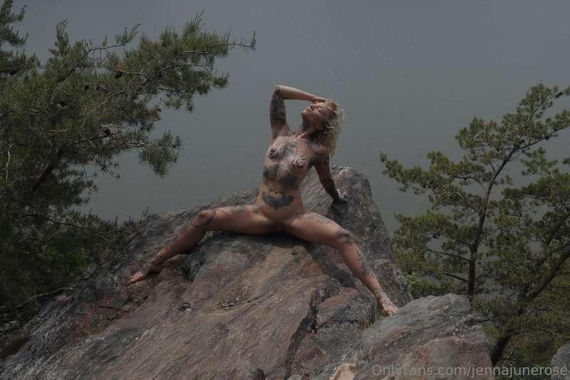 jennajunerose image #3