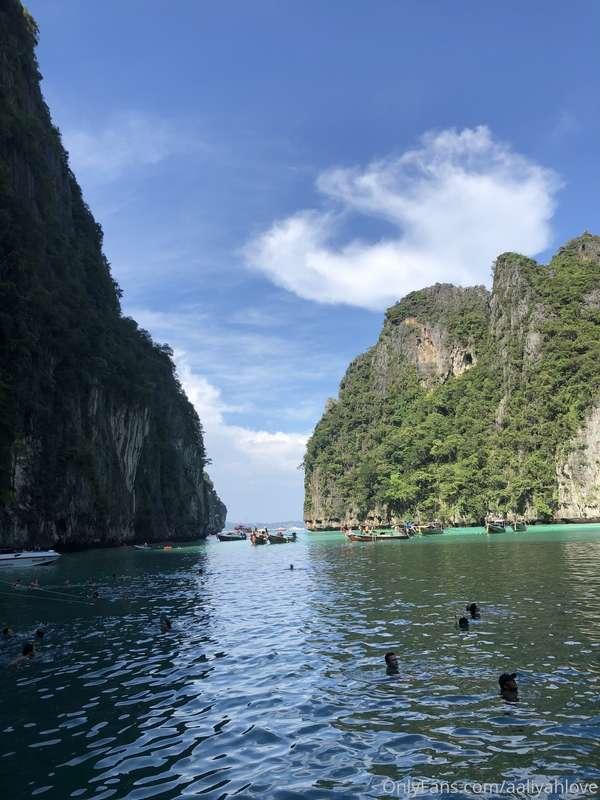 Today we toured the Phi Phi islands (pronounced “PP lol) it ..