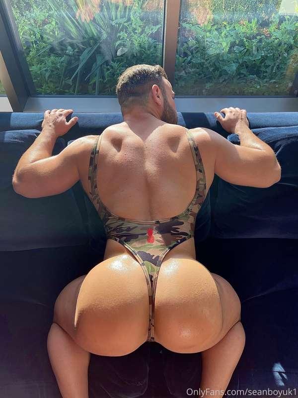 “Assume the position” - YES SIR 

LIKE if you’re ready for m..