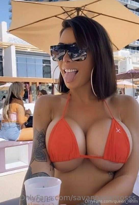 Hot like when the oven is on🔥