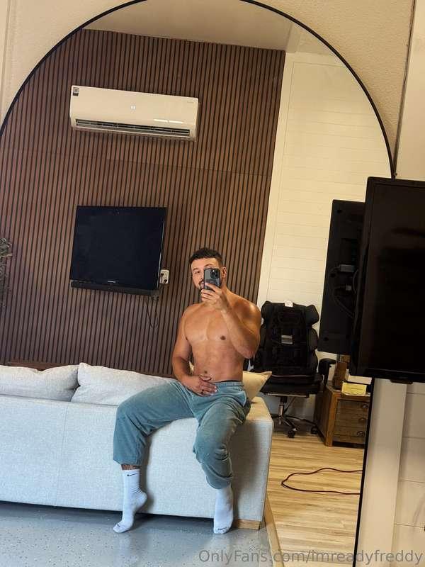 Come here 🤗 I saved your favorite seat for you