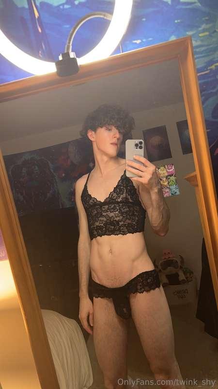 twink_shy image #12
