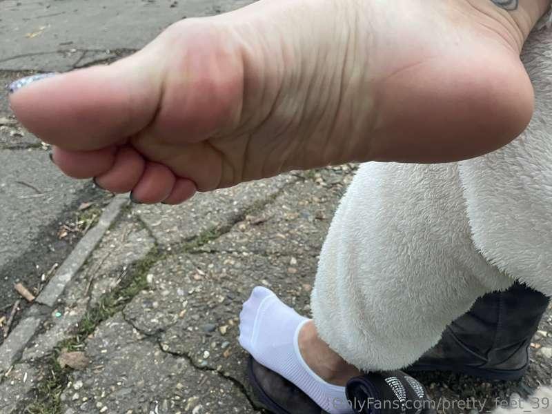 pretty_feet_39 image #1