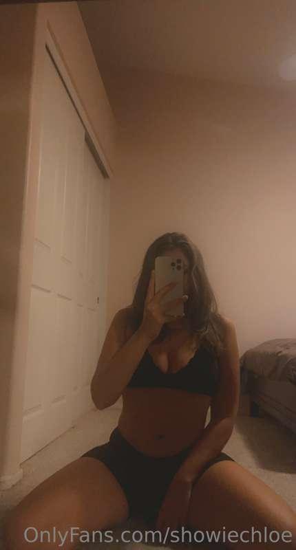 showiechloe image #0