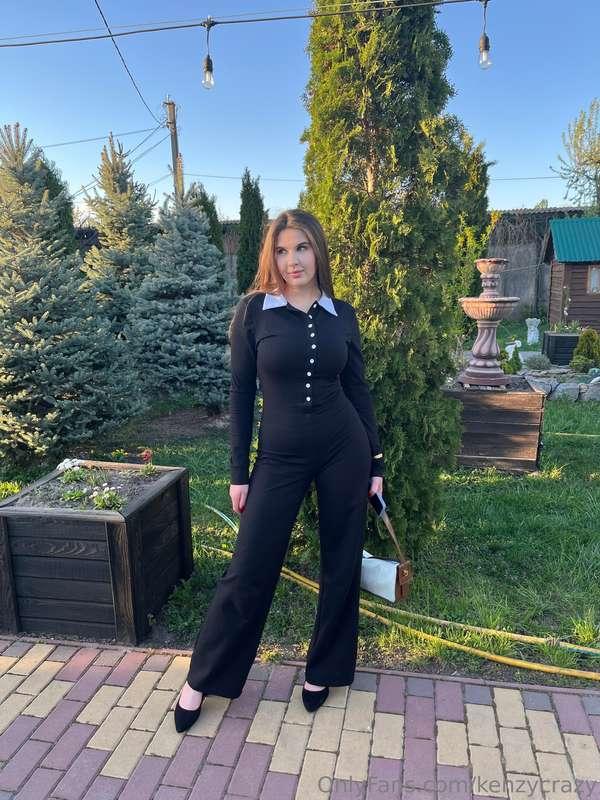 I not only know how to undress, but also how to dress nicely..