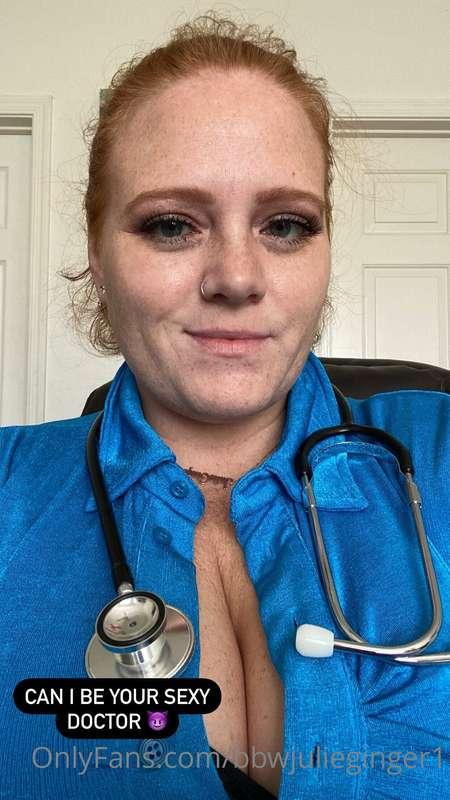Look for this sexy doctor soon 😈 lots of Fetish based conten..