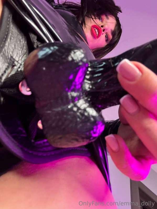 Are u bored? I just made the hottest video in my life and yo..