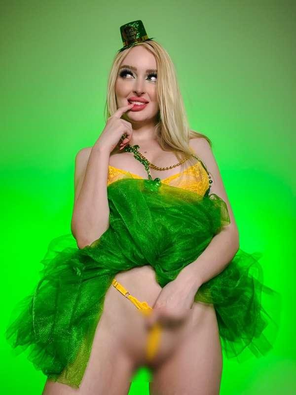 lucky u ☘️ 11 insanely hot photos of me taken just for you!