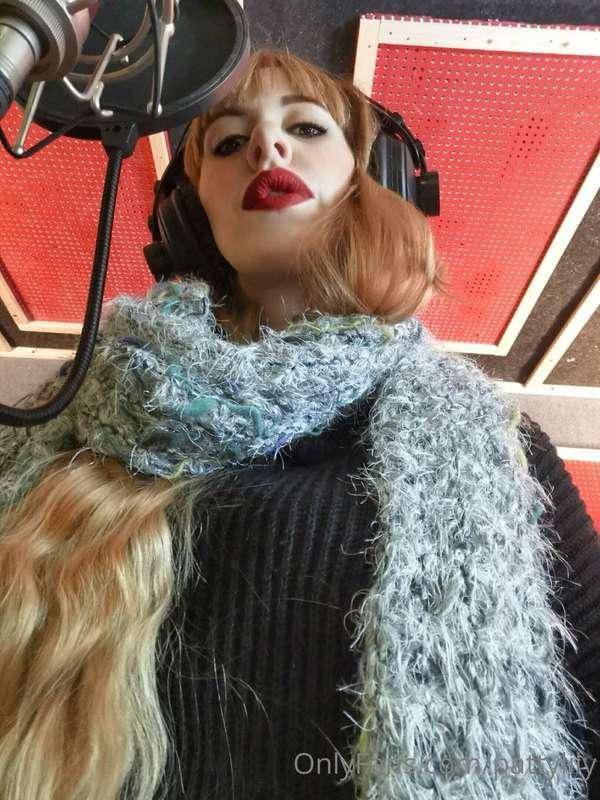 Today recording a new song ❤️🥳