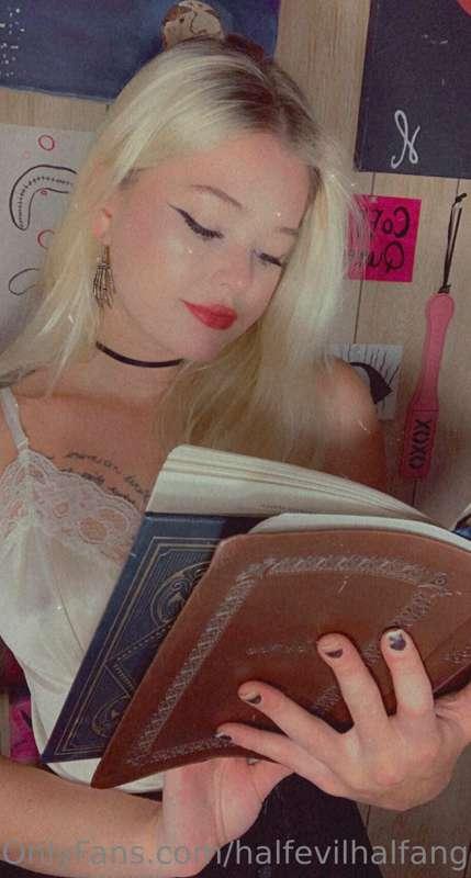 halfevilhalfangel image #2