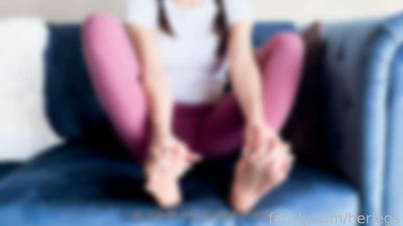 Today's theme is denial beta. Never forget, that you deserve NOTHING. 

Never forget, that you are a loser...

There is a reason why you are here. 

There is a reason why nature made you the way you are.

Embrace it, don't deny it. 

Goddess Chloe Owns you. 

Today, you are denied, my feet. Go to sleep 😈
