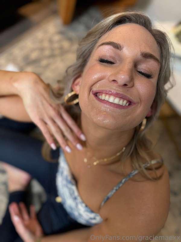 FREE FACIAL FRIDAY!!! Today only! Purchase any of my videos ..