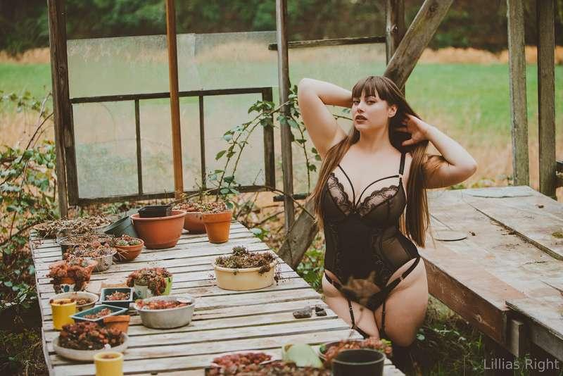 I can't help but think about this set in the fall... also ca..