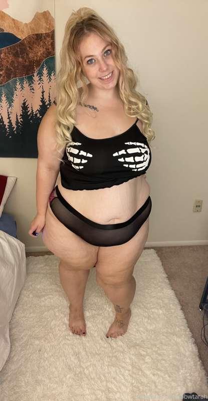 Spooky season is my favorite 😻