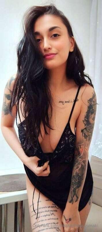 🍑I am very open minded, just try me🍑
🎁FREE PAGE🎁FREE PAGE🎁FR..