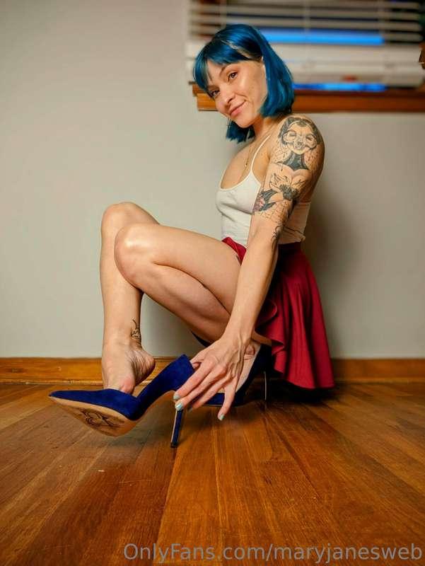 These are my fav pair of high heels, do you like them too?