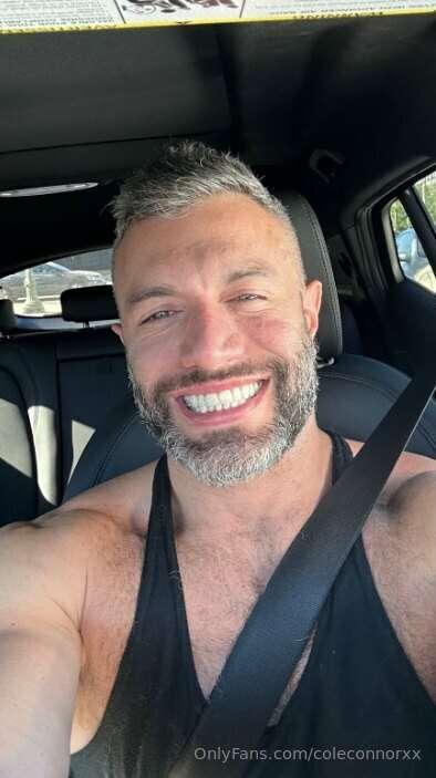 Cole Connor (X) - You gonna make it to my LIVE cumshow??? It..