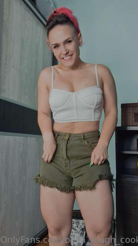 Outfit of the day!

NEW shortssss