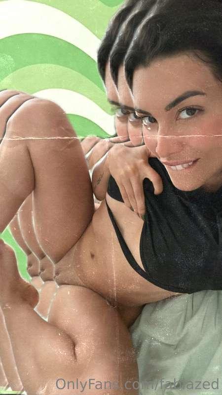 👀