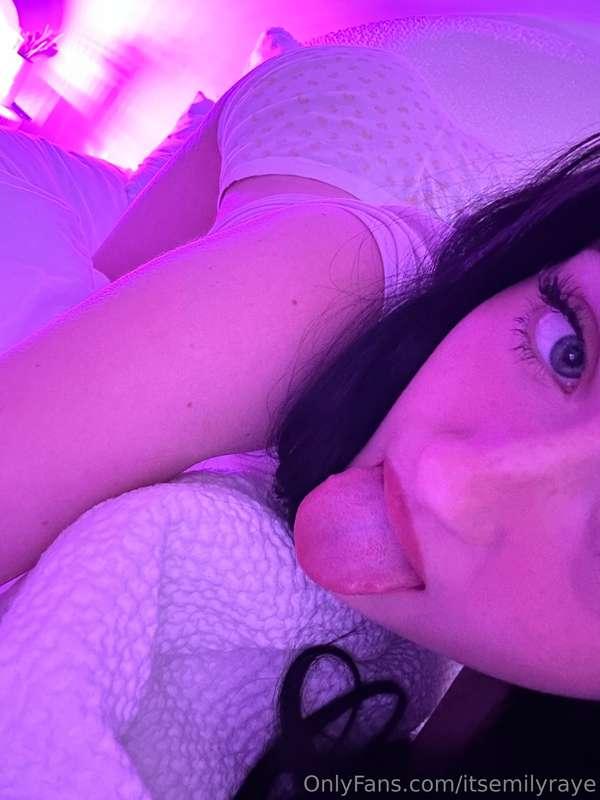 Can i lick your lollipop? 🍭