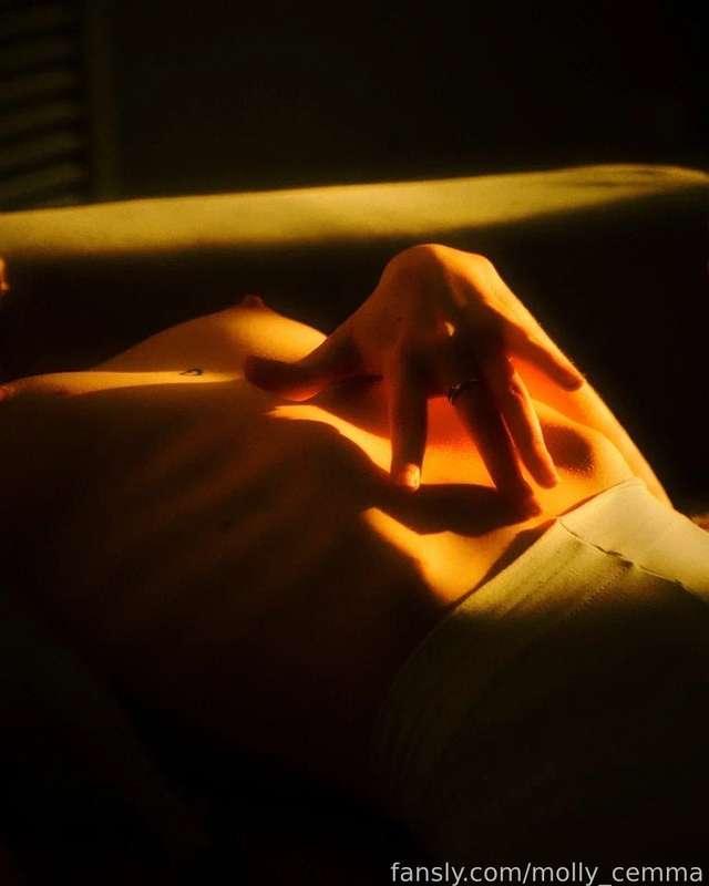 molly_cemma image #3