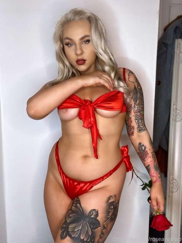 A rose for a rose 🌹