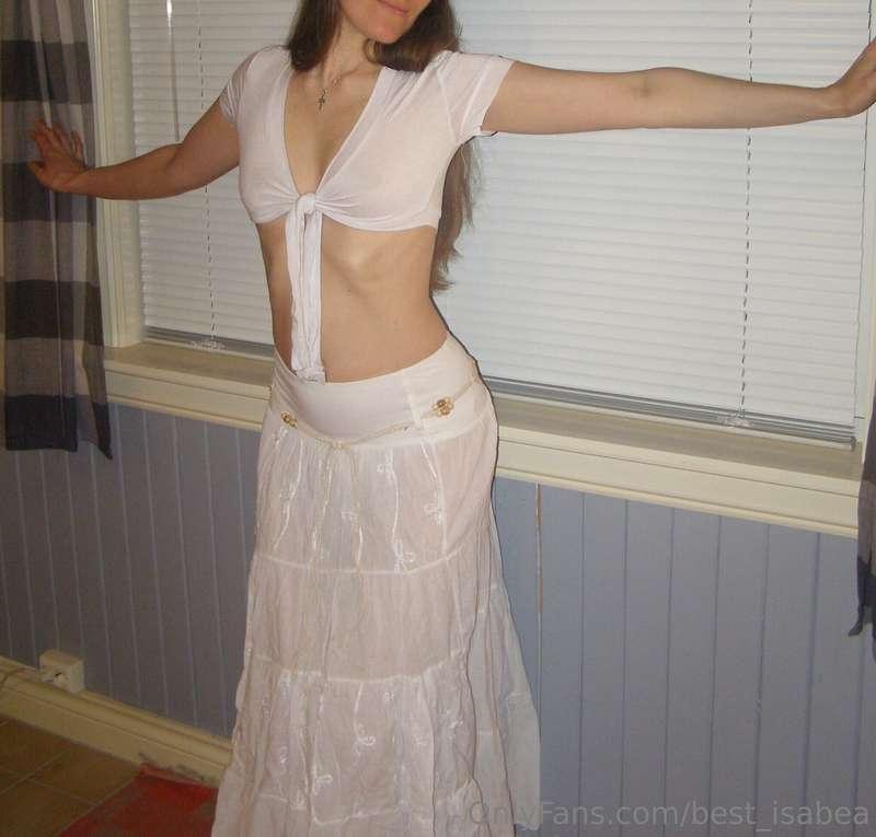 This white angel is waiting for you 😇
