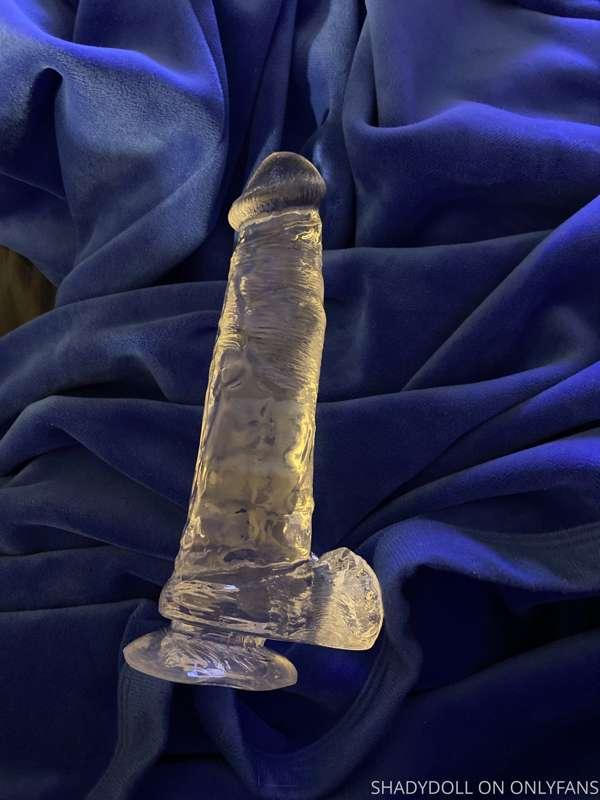 Tip me $10 tonight and I’ll send you my 5 minute dildo ridin..
