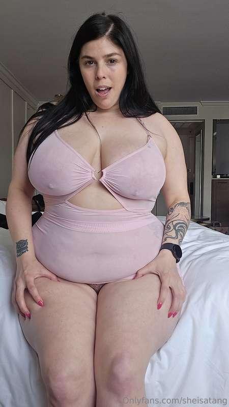 Hey ! I will be going Live on Sunday 4/20! Free to join but ..
