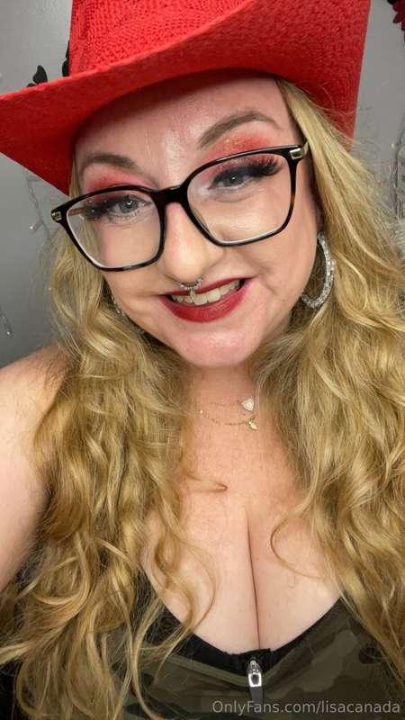 🤠 yeehaw! Save a horse ride a cowgirl 🐎