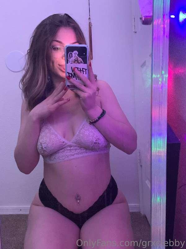 late to post but hi from the birthday girl 🎂
