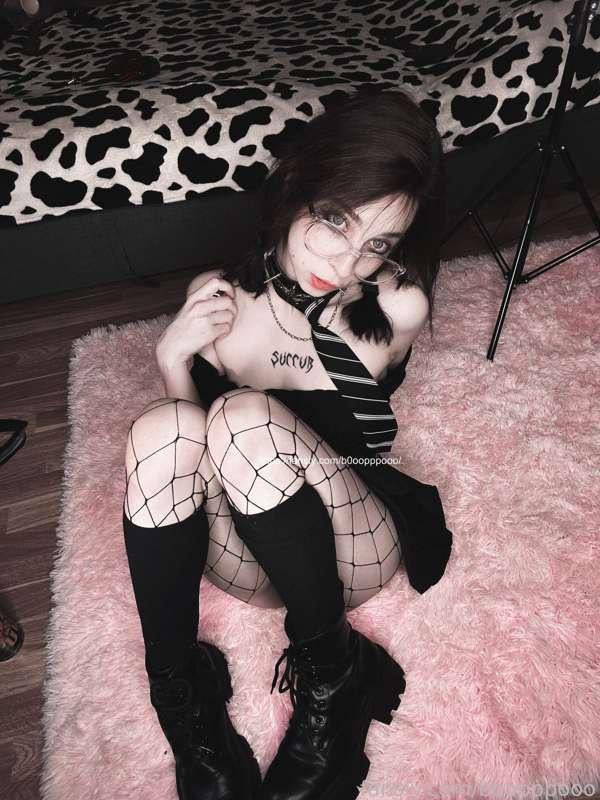 Do you like what a little slut I am?  

#schoolgirl #naked #roleplay #fetish #pigtails #ddlg #fyp #collegegirl #little #loli #submissive #glasses #bdsm #slut 
