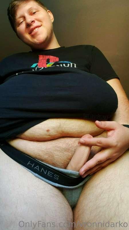 thecurvyprince image #1