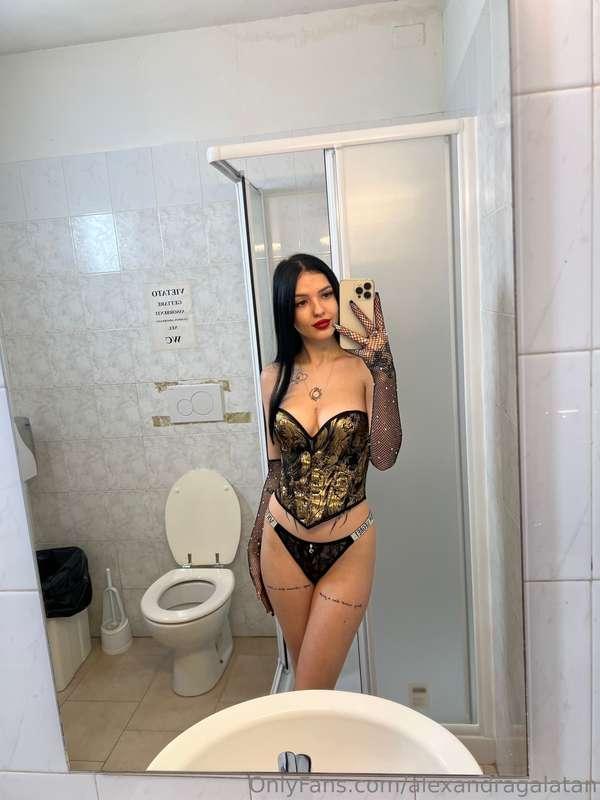 😊