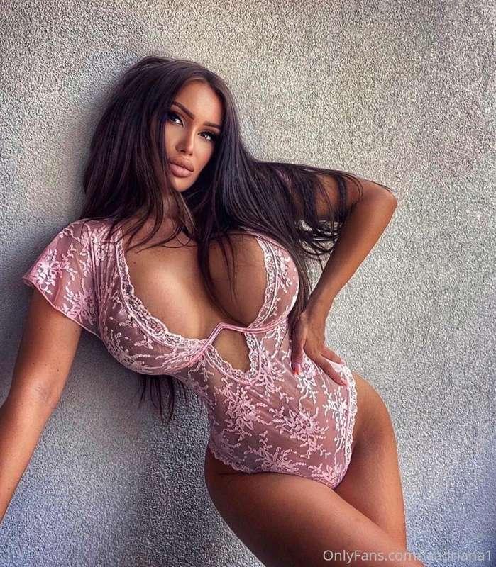 adrianakuduzfree main image