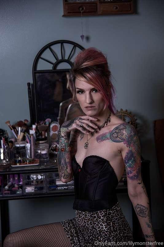 lilymonsterfree image #3