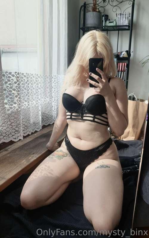 mysty_binx image #1