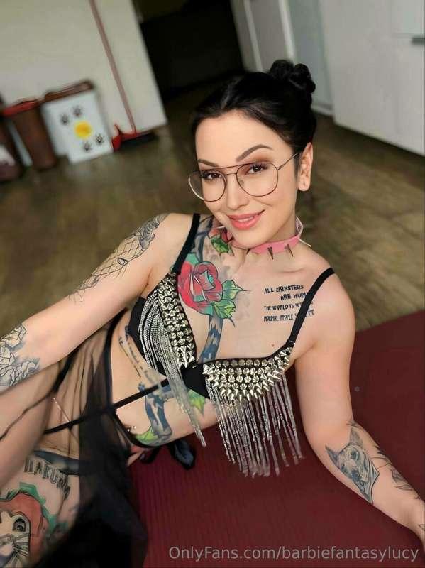 𝐅𝐑𝐄𝐄 𝐒𝐔𝐁👉@thornesharlotte🙈🔞
Crazy beauty @thornesharlotte😻 D..