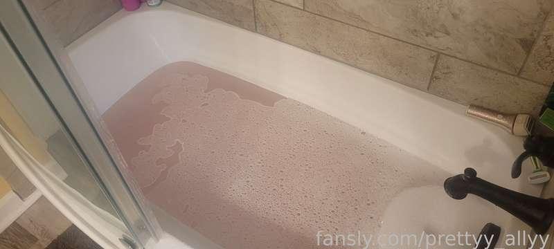 prettyy_allyy image #0