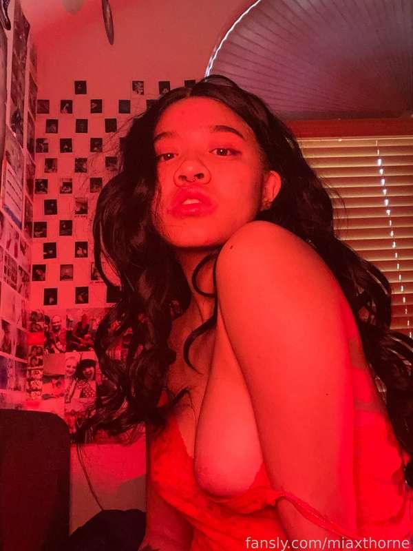 miaxthorne image #4