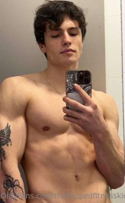 ***tip $32 or more for the full pic!!*** ill send it to your..