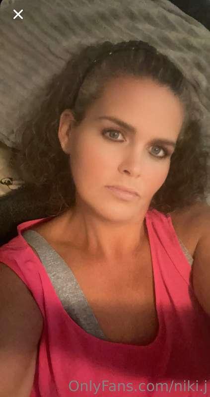 Tuesday feeling 💕💕 Go check out my content !🌶️