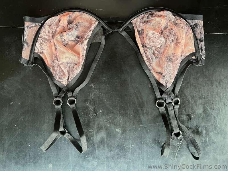 Have a few bras for sale. Message me if interested.

Bra #4 ..