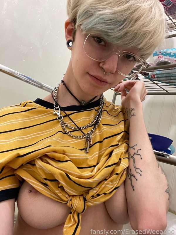 erasedweeaboo image #1