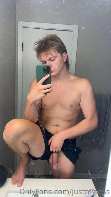 Just signed a new lease so I have to get as many pics in thi..