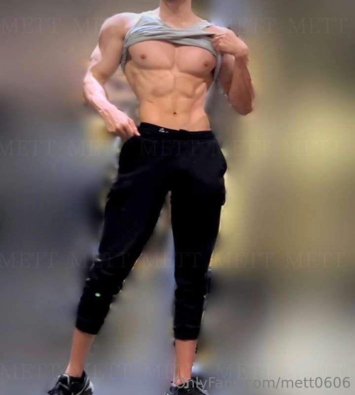 It's my body from the front.I like the shape of my chest mus..